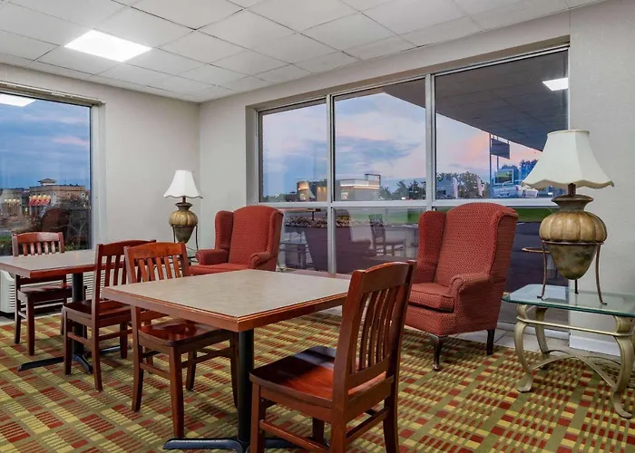 Days Inn By Wyndham Cambridge